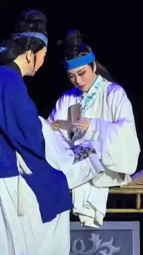 大家来看哦