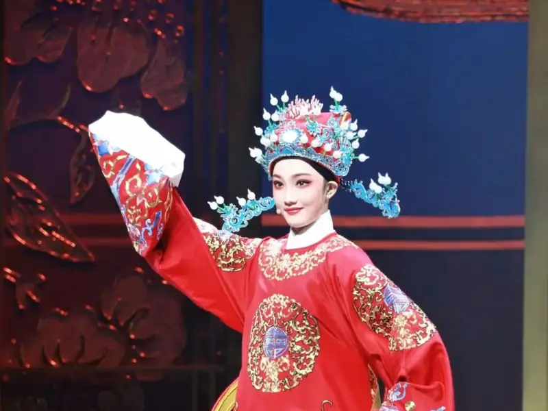号炮响 鼓乐鸣，萌帅的郦相，殷春蕾 饰 孟丽君