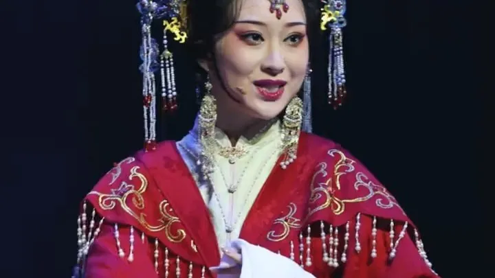 随机收买一个小丫环，越剧莫愁女 邱彩云-江馨怡，银...