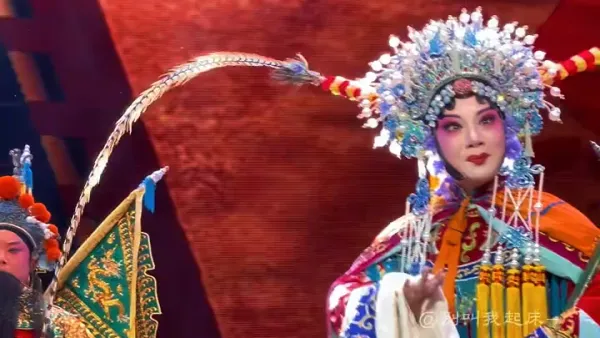 洛阳豫剧院 《穆桂英挂帅》“辕门外三声炮如同雷震” 刘婉莹 饰 穆桂英